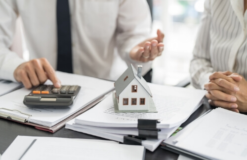 shutterstock_2479557449